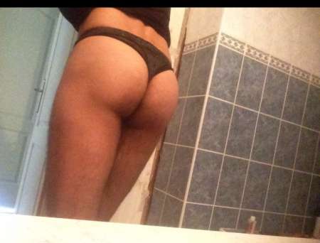 Je cherche un homme pour faire un bebe