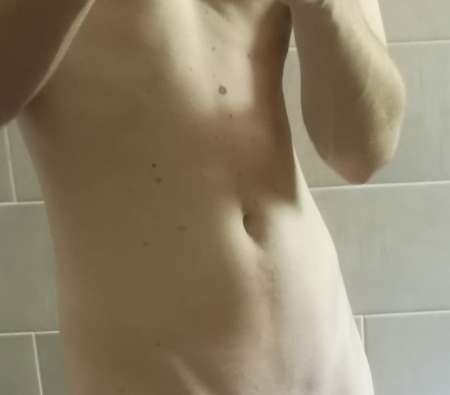 Photo ads/1491000/1491545/a1491545.jpg : Laissez moi f�conder votre soumise.