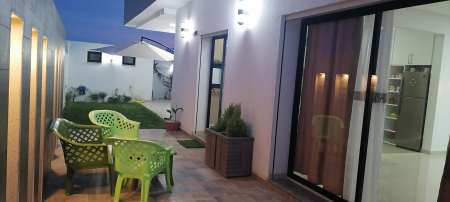 Photo ads/1856000/1856402/a1856402.jpg : Belle villa de charme front de mer