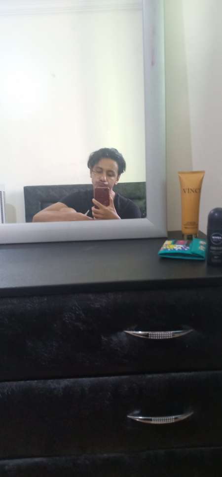 Photo ads/1883000/1883556/a1883556.jpg : Je suis homme 20 ans Meknes