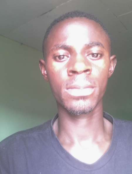 Photo ads/1984000/1984753/a1984753.jpg : recherche femme �g� pour bais�