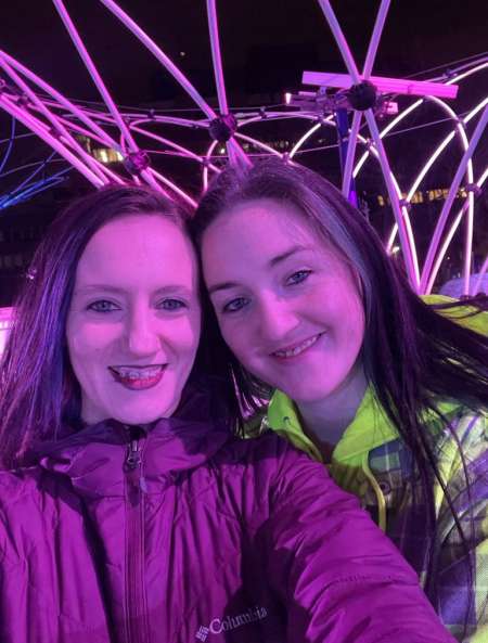 Photo ads/2253000/2253167/a2253167.jpg : 2 jeunes femmes vous attendent