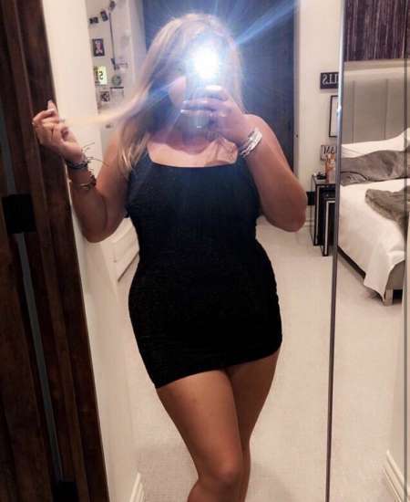 Photo ads/2401000/2401046/a2401046.jpg :  Sociable souriante