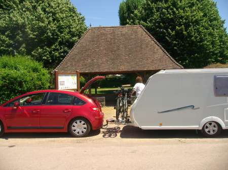 Photo ads/2586000/2586938/a2586938.jpg : caravane surbaiss�e sylver 380