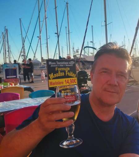 Photo ads/2617000/2617956/a2617956.jpg : Pour femme qui veut essayer une sodomie ou DP