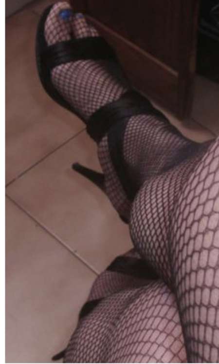 Photo ads/2643000/2643646/a2643646.jpg : Travestie mature , douceur affection relat suivie
