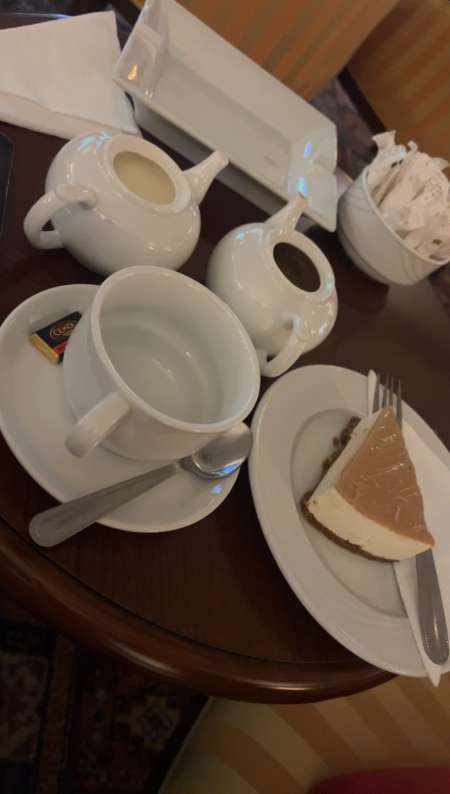 Photo ads/2652000/2652469/a2652469.jpg : femme � Oran.