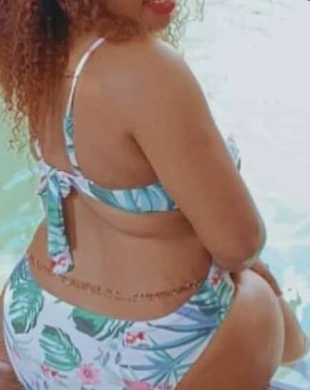 Photo ads/2661000/2661326/a2661326.jpg : Prisca grosse fessses