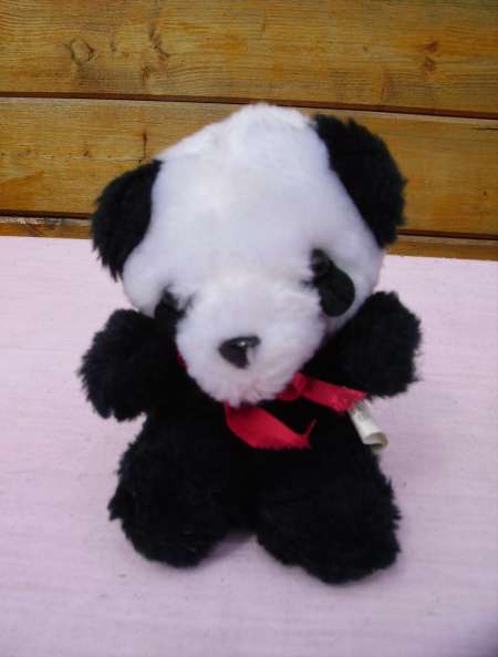 Photo ads/607000/607587/a607587.jpg : PELUCHES DIVERSES  Panda   Lapin   Ourson   